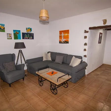 Buganvilla Molino Tinajo