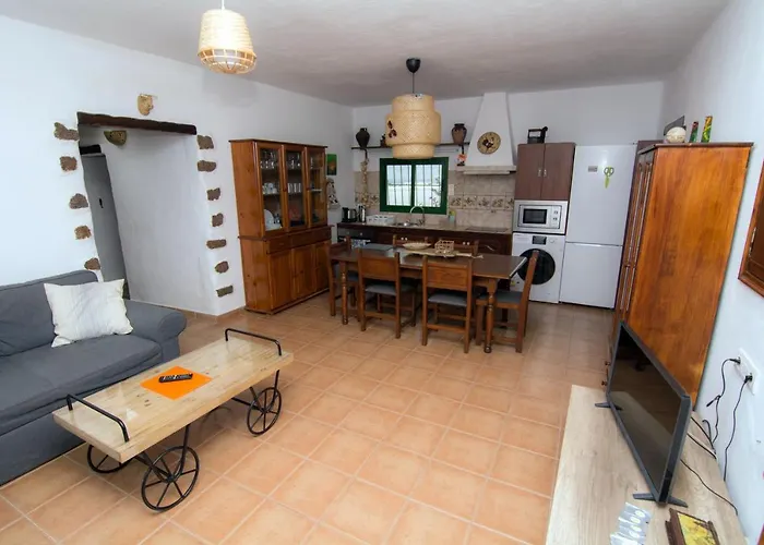 Buganvilla Molino Semesterbostad