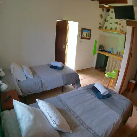 Semesterbostad Buganvilla Molino Tinajo