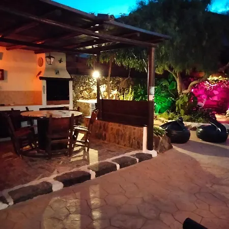 Semesterbostad Buganvilla Molino